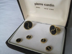 Pierre Cardin Cufflinks & Studs, Round, Divided Onyx Faces, NOS - Picture 1 of 8