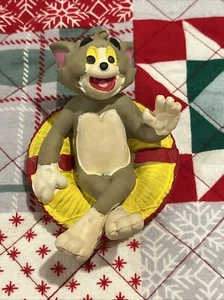 1993 Lanco Toys Spain - 3 x 4" TOM AND JERRY Tom in Tube Rubber Squeeze Toy - Bild 1 von 9