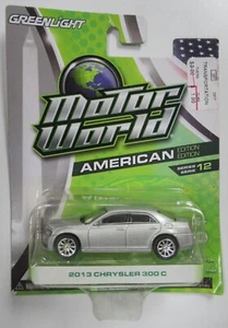 2014 Greenlight Motor World American Edition Silver 2013 Chrysler 300 C (b) - Picture 1 of 5