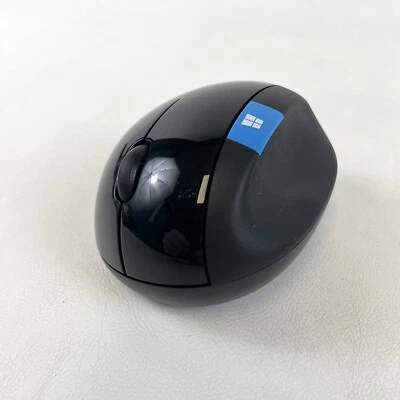 Microsoft 1560 Sculpt Ergonomic Mouse Includes Cover - NO USB DONGLE! - Image 1 of 4