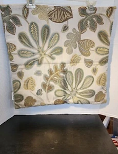 Mika Home Set of 2 Jacquard Tropical Leaf Pattern Throw Pillow Covers Decorative - Picture 1 of 8