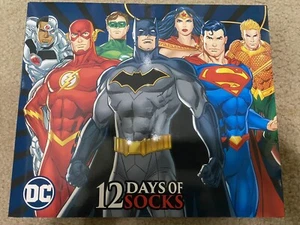 Neu im Karton 12er-Pack 12 Tage Socken DC Comics Adventskalender Größen 6-12 selten Rarität versiegelt - Bild 1 von 2