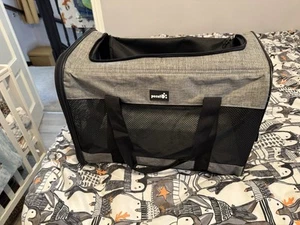 Brand New Pecute Grey & Black Pet Carrier & Mattress - Approx 45x30x30cm - Picture 1 of 8