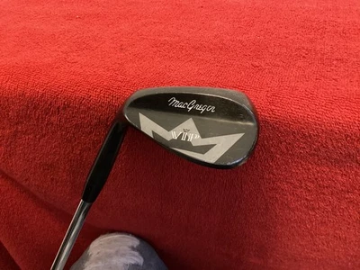 MacGregor VIP Black 56o S Sand Wedge Steel Shaft LH 35" - Image 1 of 4
