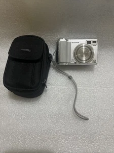 Fujifilm Finepix E550 6,3 MP 4x fotocamera digitale ottica argento come nuova - Foto 1 di 13
