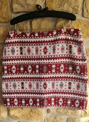 Tu Size 16 Red Tapestry Scandinavian Style Xmas Short Skirt - Image 1 of 4