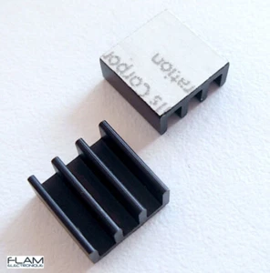 1x Dissipateur thermique radiateur + Adhesif 11x11x5mm Heat Sink with adhesive - Afbeelding 1 van 2