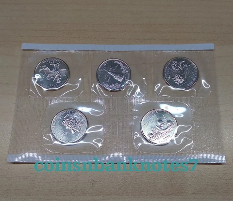 2000-P State Quarter 5 Coin Set from US Mint Set/ MA, MD, SC, NH, VA Cover