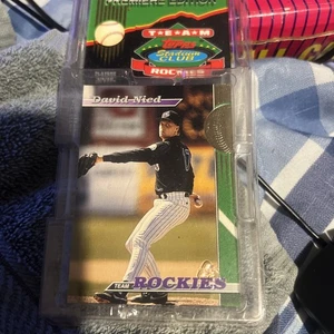 1993 Topps Team Colorado Rockies Premiere Edition Sealed Vintage Baseball Cards - Picture 1 of 2