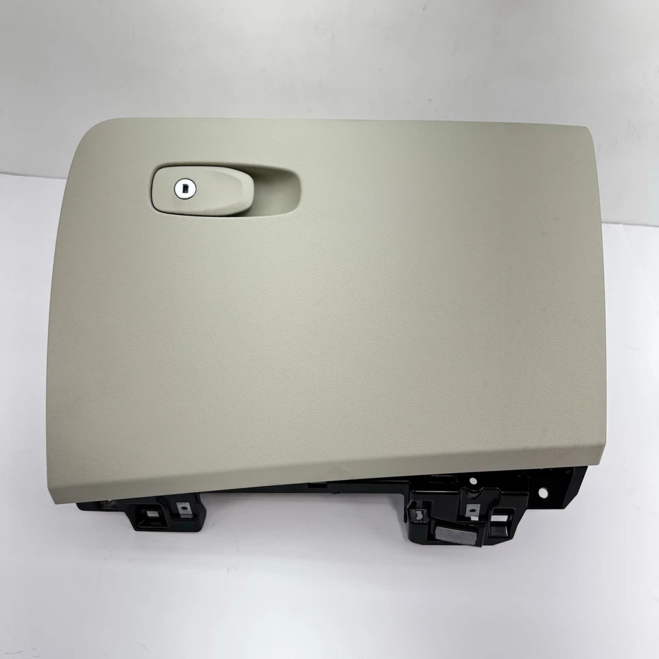 2019 - 2025 VOLVO S60 FRONT RIGHT DASHBOARD INSTRUMENT PANEL GLOVE BOX 31477861 - Image 1 of 4