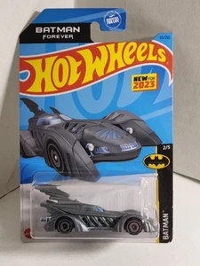 2023 Hot Wheels Batman - BATMAN FOREVER BATMOBILE - Grey - 2/5 - 55/250 - HKJ73 - Picture 1 of 12