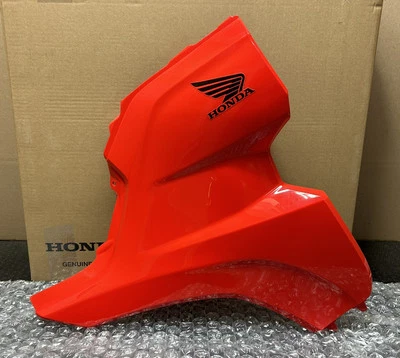 14-25 Honda RANCHER 420 SIDE COVER RIGHT RED PANEL FOURTRAX OEM 🔥FASTSHIP🔥 - Image 1 of 4
