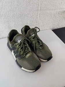 Scarpe da ginnastica Adidas RMD ragazzo taglia 5 verde oliva - Foto 1 di 10