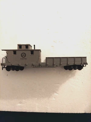 LIONEL HO #6475 PENNSYLVANIA WORK CABOOSE - Image 1 of 4