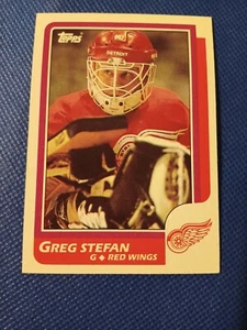 Tarjeta de novato de hockey Greg Stefan Topps NHL 1986-87 RC #51 Detroit Red Wings  - Imagen 1 de 2