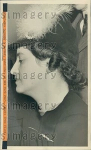 1942 New York Post Publisher Dorothy Shiff Backer Press Photo - Picture 1 of 2