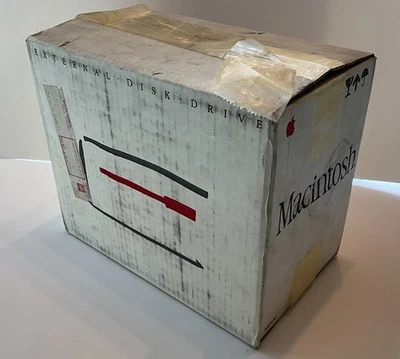 Apple M0130 400K External Floppy Drive In Box - Image 1 of 4