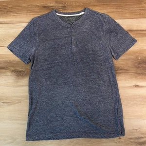 Banana Republic Vintage Tee Mens Medium Blue Button Henley Short Sleeve T-Shirt - Picture 1 of 6