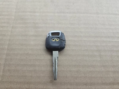 Llave de puerta de encendido Infiniti negra y cromada de fábrica OEM Foto 1 de 3