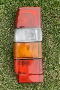 Luz trasera izquierda Volvo 740/760 1984-1987 - Imagen 1 de 2