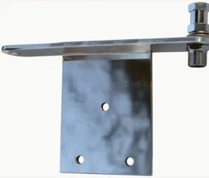 Procomm PC31-3502 87-06 Jeep YJ, TJ,LJ Tail Light Antenna Mount Bracket+Stud NEW - Picture 1 of 2