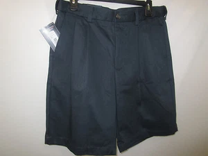 ROUNDTREE & YORKE TRAVEL SMART SHORT SZ 32 NEW WITH TAG - Picture 1 of 4
