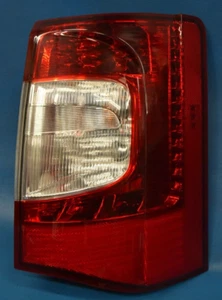 2011-2016 CHRYSLER TOWN & COUNTRY RIGHT HAND PASSENGER SIDE TAIL LIGHT LAMP OEM - Picture 1 of 8