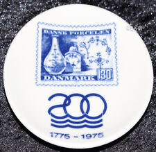 1975 ROYAL COPENHAGEN FAYENCE GEDENKTELLER  "200 J. DÄNISCHES PORZELLAN" Ø 8CM