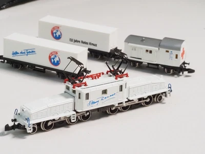 8114 Marklin Z-Scale 125 Yrs Red Cross Crocodile Electric Train Starter Set - Image 1 of 4