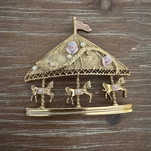 1928 Jewelry Gold Tone and Pearl Horse Merry-Go-Round Carousel Pin Brooch - Picture 1 of 5