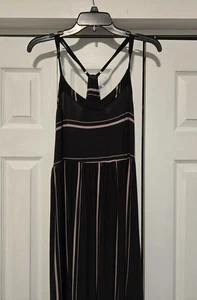 **Maxi Vestido Volcom** Para Mujer Grande Rayas Negro Correa de Espagueti Abertura Informal - Imagen 1 de 11