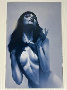 Vengeance of Vampirella #4 Ben Oliver Tint Virgin Variant Dynamite 2020 NM - Picture 1 of 8