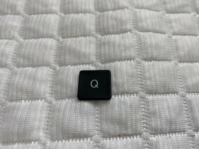 Genuine Apple SINGLE KEY CAP Backlit MacBook Pro - Air 13" 15" 923-0130 - Image 1 of 4