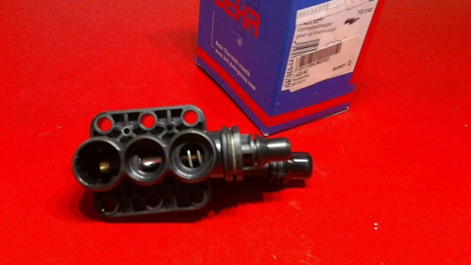 BMW Auto Trans Oil Cooler Thermostat E60 E61 E63 E64 E65 E66 BEHR/MAHLE OEM - Image 1 of 4