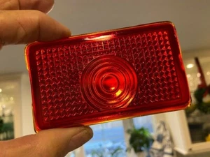 VINTAGE 1942-49 OLDSMOBILE TAIL LIGHT LENS , ORIGINAL GLASS , PART # T 336 - Imagen 1 de 4