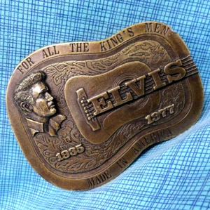 Elvis Presley Guitar Belt Buckle Elvis Fragrances Inc Promo Vintage 80s .DBD986 - Picture 1 of 8