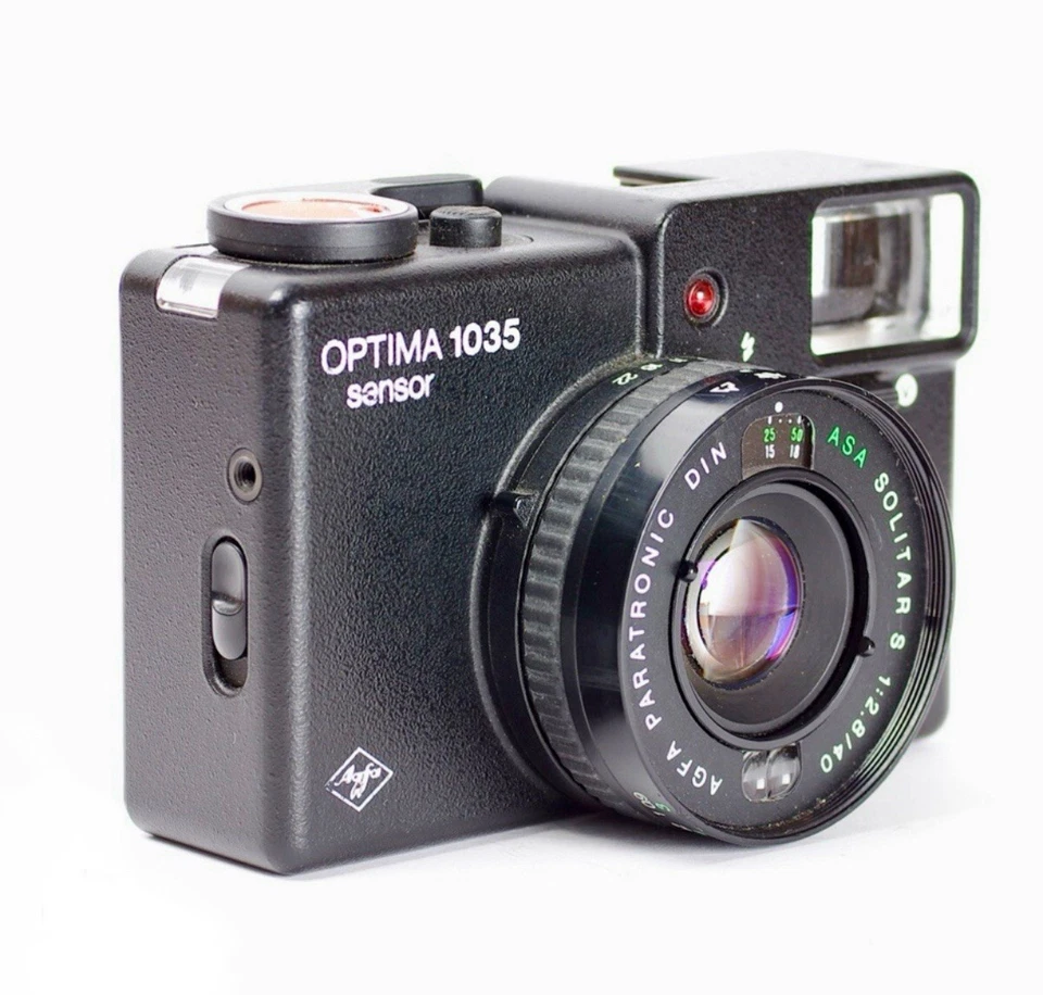 Agfa Optima 1035 negro con estuche rígido de cuero Foto 1 de 1
