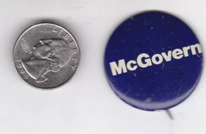 George McGovern 1972 President Election White/Blue Button - Picture 1 of 1