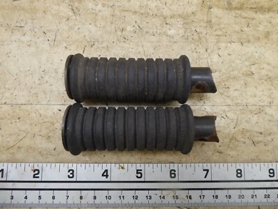 Suzuki GS250 T 1980 Twin S178-1. estriberas pasajero trasero Foto 1 de 4