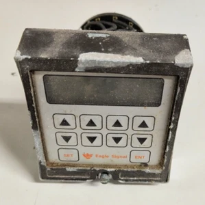 Eagle Signal CX202A6 Cycle-Flex Electrónico Restablecimiento Temporizador Medidor Contador Panel 120V - Imagen 1 de 4