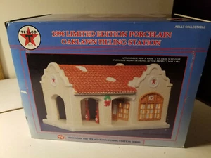Texaco 1996 Limted Edition Porcelain Oaktown Filling Station Second In Series NI - Picture 1 of 5