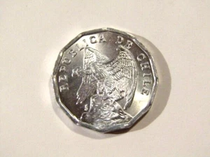 1976 Chile 10 Centavos unc Coin - Picture 1 of 5