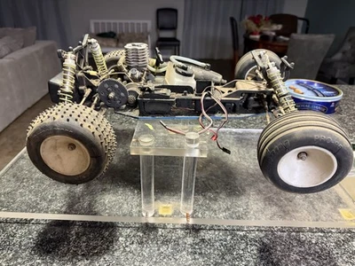 Vintage Duratrax Evader Stadium Truck ST .18 Med Project ! Runs !! - Image 1 of 4