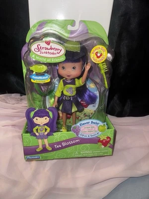 Muñeca rara sin abrir Strawberry Shortcake Playmates sabor remolino flor de té Foto 1 de 4
