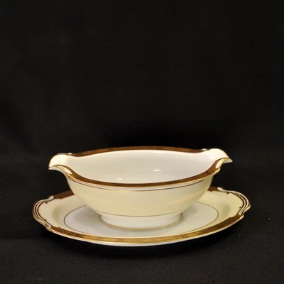 Noritake Gravy Boat M-in-Wreath Japan 1948-1953 Goldkin Floral Gold Black #4985 - Image 1 of 4