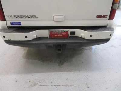 Used Rear Bumper Assembly Rear fits: 2002 Gmc Yukon xl 1500 Denali Rear Grade A - Image 1 of 4