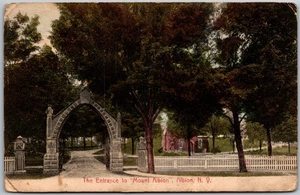 Entrada al Monte Albion matasellado 1910 postal de Nueva York H898 - Imagen 1 de 2