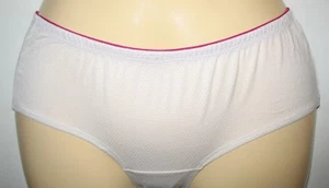 FRUIT OF THE LOOM - WHITE- SIZE 5 BREATHABLE MICRO MESH - BOY SHORTS PANTY - Picture 1 of 3