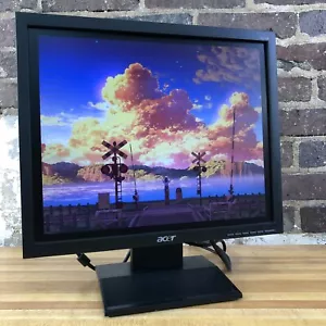 Acer 17" LCD VGA Analog Monitor V173 1280x1024 Resolution 4:3 for Retro Gaming - Picture 1 of 6