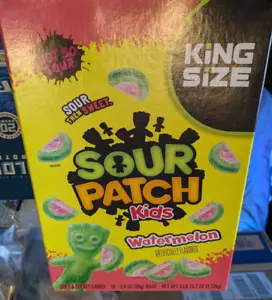 Full Box Sour Patch Kids Watermelon King Size Chewy Candy 18 x 3.4oz Bags 3lbs - Picture 1 of 2